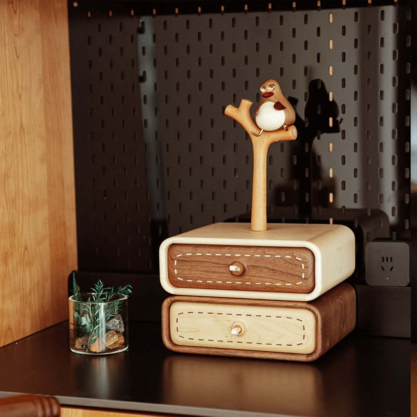 Birdy, the Watcher - Desktop Storage Box natutopia