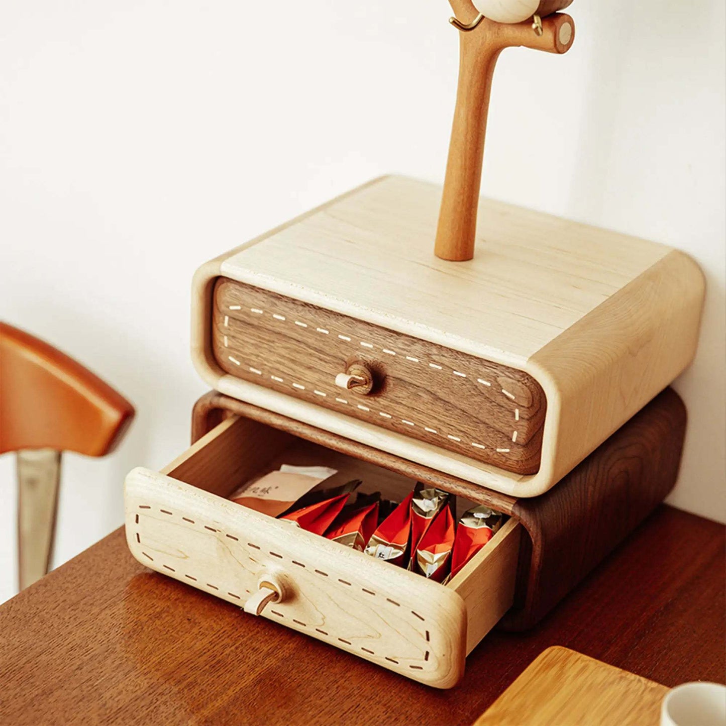 Birdy, the Watcher - Desktop Storage Box natutopia
